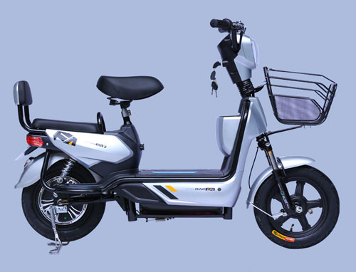行業(yè)無序競爭嚴(yán)重 電動(dòng)車知名品牌線上線下融合發(fā)展