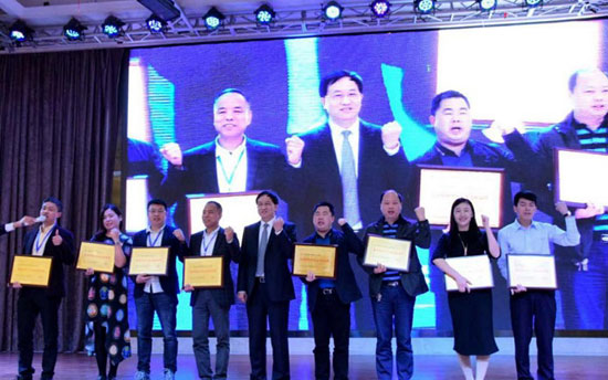 回昔往首，發力明天！盤點偉業牌2017年度大事記